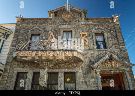 September 15, 2018 - Skagway, Alaska: Facade of historic Arctic Brotherhood Hall, build approx.1899 and adorned with over 8,800 pieces of driftwood. Stock Photo