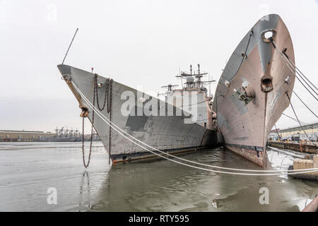 decommissioned ships at The Navy Yard, formerly the Philadelphia Naval Shipyard Stock Photo