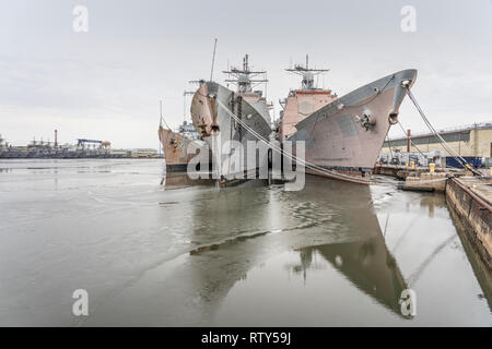 decommissioned ships at The Navy Yard, formerly the Philadelphia Naval Shipyard Stock Photo