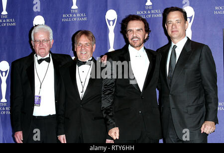 New York, USA. 10 Mar, 2008. Rick Huxley, Lenny Davidson, Dave Clark, Tom Hanks at The Monday, Mar 10, 2008 Rock N' Roll Hall of Fame Induction Ceremony at The Waldorf=Astoria Hotel in New York, USA. Credit: Steve Mack/S.D. Mack Pictures/Alamy Stock Photo