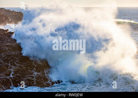 The cold waters of the Pacific Ocean, crashing against the rocky coastline in Sonoma, California, USA, Pacific Ocean Stock Photo