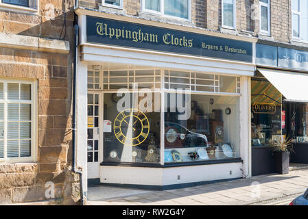 Uppingham Clocks repairs and restoration shop in Queen Street, Uppingham, market town in Rutland Stock Photo