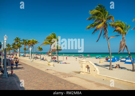 Hollywood Beach Boardwalk Florida - The Boardwalk At Hollywood Florida Rw2m8a