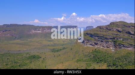 Chapada Diamantina National Park landscape with Morro Do Morrao mountain, view from Morro Do Pai Inacio, Lencois, Brazil Stock Photo