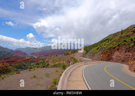 The famous Road Ruta 40 trough the beautiful canyon of the Cuesta de Miranda, La Rioja, Argentina Stock Photo