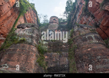 Leshan, Chengdu, Sichuan province, China - Jan 25, 2016: Leshan Giant Buddha - 71m - is the world's biggest stone sitting buddha statue and a touristic famous spot in Sichuan province. Stock Photo