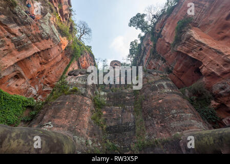 Leshan, Chengdu, Sichuan province, China - Jan 25, 2016: Leshan Giant Buddha - 71m - is the world's biggest stone sitting buddha statue and a touristic famous spot in Sichuan province. Stock Photo