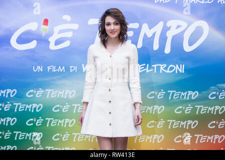 Italian Singer Simona Molinari During The Photocall Of The Italian Film C E Tempo Stock Photo Alamy