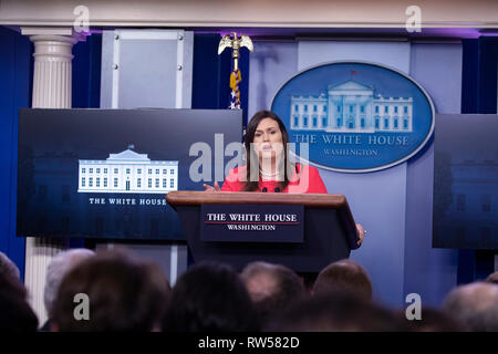 White House Press Secretary Sarah Huckabee Sanders takes questions from reporters at the White House in Washington, DC on January 28, 2019. This is the first time the White House has held a formal press briefing since December 18, 2018. Stock Photo