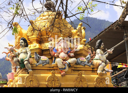 Statue of god Ganesh with elephant head in Sri Muthumariamman Thevasthanam hindu temple, Matale, Sri Lanka Stock Photo