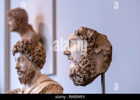 Roman Portraits: Sculptures in Stone, The Metropolitan Museum of Art, Manhattan, New York USA Stock Photo