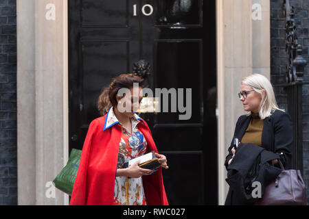 Downing Street, London, UK. 5th Mar 2019. Ex Spice Girl, Melanie Brown, known as Mel B, departs number 10 Downing Street accompanied by her staff.  Credit: Stephen Chung / Alamy Live News Stock Photo