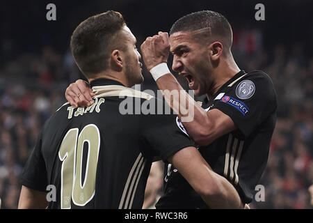 Madrid, Spain. 5th Mar, 2019. Soccer Real Madrid v AFC Ajax Champions  League 2018-2019 Hakim Ziyech of Ajax scores Dusan Tadic of Ajax, Hakim  Ziyech of Ajax Credit: Orange Pictures vof/Alamy Live