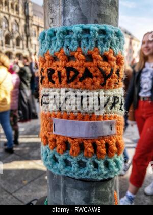 Munich, Bavaria, Germany. 6th Mar, 2019. A knitted piece of cloth with the words ''Fridays Future'' on it at Marienplatz in Munich, where thousands of students have been going out on strike on Fridays in support of Greta Thunberg and her quest to foce politicians to act against climate change. Credit: Sachelle Babbar/ZUMA Wire/Alamy Live News Stock Photo