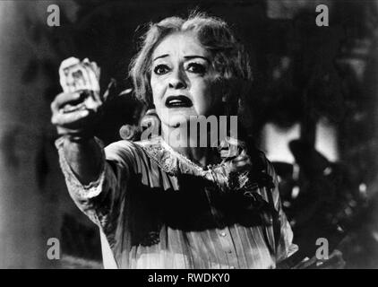 BETTE DAVIS, WHAT EVER HAPPENED TO BABY JANE?, 1962 Stock Photo