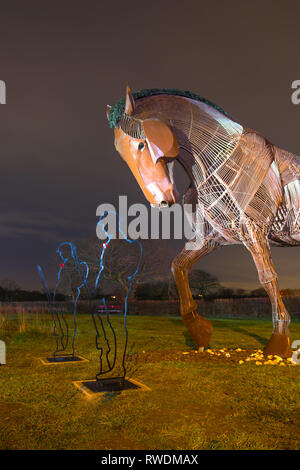 War Horse & the new Tommy silhouettes which are located at Mill Pond Meadow in Featherstone Stock Photo