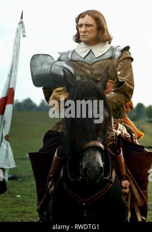 RICHARD HARRIS, CROMWELL, 1970 Stock Photo