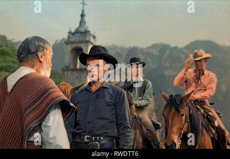 SOKOLOFF,BRYNNER,BUCHHOLZ,MCQUEEN, THE MAGNIFICENT SEVEN, 1960 Stock Photo