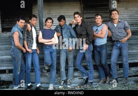CRUISE,LOWE,HOWELL,MACCHIO,DILLON,ESTEVEZ,SWAYZE, THE OUTSIDERS, 1983 Stock Photo