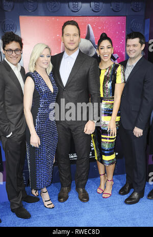 Los Angeles Premiere The Lego Movie 2  Featuring: Elizabeth Banks, Chris Pratt, Stephanie Beatriz Where: Los Angeles, California, United States When: 02 Feb 2019 Credit: Apega/WENN.com Stock Photo