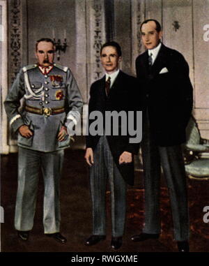 Goebbels, Joseph, 29.10.1897 - 1.5.1945, German politician (NSDAP), Reich Minister for public enlightenment and propaganda 13.3.1933 - 30.4.1945, full length, visit to Poland, with president of the state Jozef Pilsudski and foreign minister Jozef Beck, Warsaw, 14.6.1934, coloured photograph, cigarette card, series 'Die Nachkriegszeit', 1935, Additional-Rights-Clearance-Info-Not-Available Stock Photo