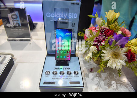 Brand New Samsung Galaxy S10 Seen On The Customer Desk During The