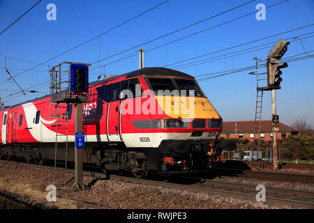 82220  LNER train passing SPAD Signal, London and North Eastern Railway, East Coast Main Line, Newark on Trent, Nottinghamshire, England; UK Stock Photo