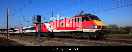 82207  LNER train, London and North Eastern Railway, East Coast Main Line, Newark on Trent, Nottinghamshire, England; UK Stock Photo