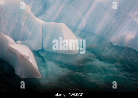 Ice floes, Erik Eriksenstretet strait separating Kong Karls Land from Nordaustlandet, Svalbard Islands, Norway Stock Photo