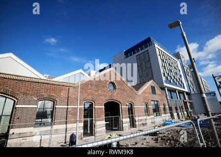 Airbnb hq hi-res stock photography and images - Alamy