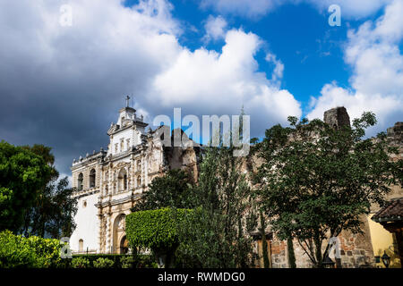Church of San Fransisco el Grande panorama with sunshine, Antigua, Guatemala Stock Photo