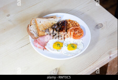 Full English Breakfast at Gracelands cafe in London Stock Photo