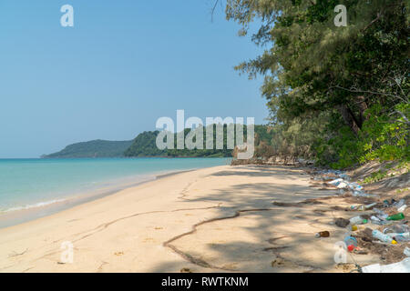 Plastic on a beautiful beach on Koh Rong Sanloem in Cambodia Stock Photo