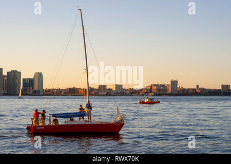 Manhattan sailing school in World Financial Center. Manhattan Sailing School is the largest and most active sailing school in the tri state region Fro Stock Photo