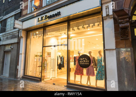 London, UK. 7th Mar, 2019. Exterior of the LK Bennett store in Covent Garden. LK Bennett, a chain of high-end women's clothing stores, has announced that it has called in EY as administrators after being unable to secure financing. The brand is reported to be a favourite of the Duchess of Cambridge. Credit: Stephen Chung/Alamy Live News Stock Photo