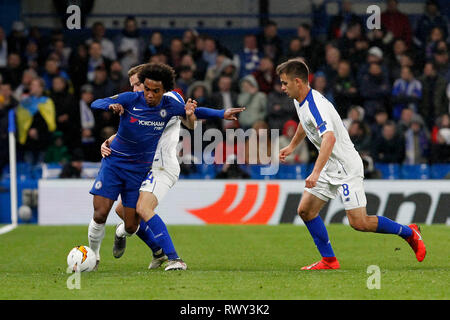 London, UK. 07th Mar, 2019. Willian of Chelsea FC during the UEFA Europa League round of 16 match between Chelsea and Dynamo Kyiv at Stamford Bridge, London, England on 7 March 2019. Photo by Carlton Myrie.  Editorial use only, license required for commercial use. No use in betting, games or a single club/league/player publications. Credit: UK Sports Pics Ltd/Alamy Live News Stock Photo