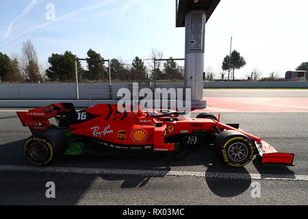 Montmelo, Barcelona - Spain. 28h February 2019. Charles Leclerc of Monaco driving the (16) Scuderia Ferrari SF90 on track during F1 Winter Testing Stock Photo