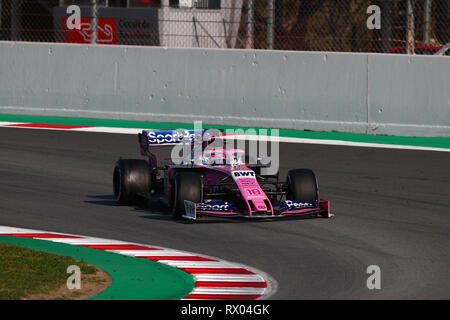 Montmelo, Barcelona - Spain. 28h February 2019.  Lance Stroll of Canada driving the (18) Racing Point RP19 Mercedes on track during  F1 Winter Testing Stock Photo