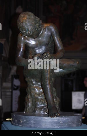 boy with thorn, also called Fedele (Fedelino) or Spinario, roman bronze statue in Palazzo dei Conservatori, Capitoline museum Stock Photo