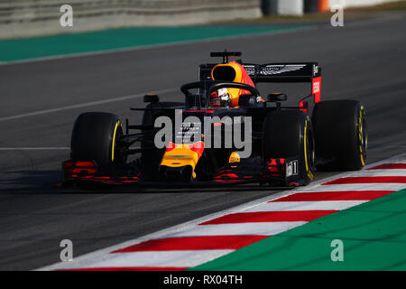 Montmelo, Barcelona - Spain. 28h February 2019. Max Verstappen of the Netherlands driving the (33) Aston Martin Red Bull Racing RB15 on track during  