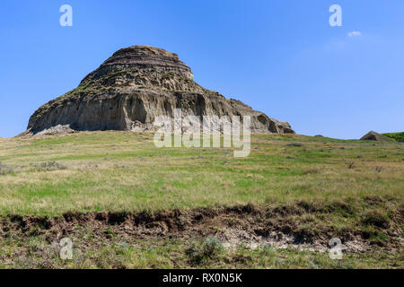 Castle Butte, Big Muddy Badlands, Saskatchewan, Canada Stock Photo