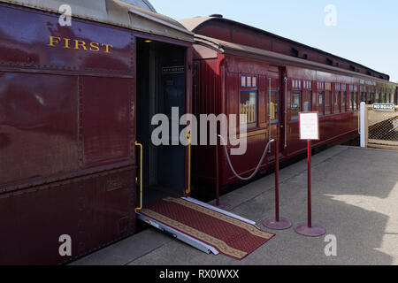 Pullman Macedon and the Tambo parlour, both first class carriages, Maldon railway station, Victoria, Australia. Opened in 1884, the historic station s Stock Photo