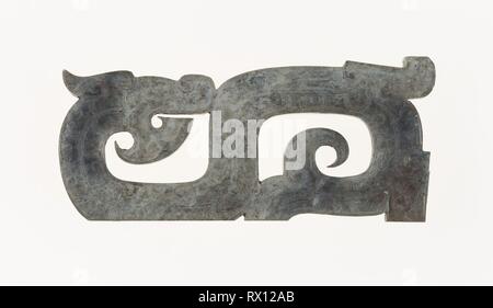 tang dynasty dragon plaque