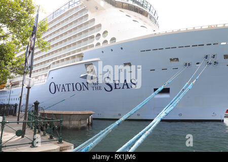Royal Caribbean’s Ovation of the Seas cruise ship moored at the Overseas Passenger Terminal in Sydney, Australia Stock Photo