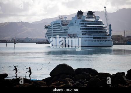 Picture by Tim Cuff - 25 January 2019 - Arrival of cruise ship Seabourn Encore into Port Nelson, New Zealand Stock Photo