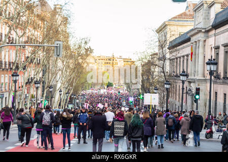 Madrid, Spain - March 8, 2019: Feminist Strike on the Women Day of 2019 in the city center of Madrid, Spain. Feminist demonstration of women, 8M. Credit: Kemedo/Alamy Live News Stock Photo
