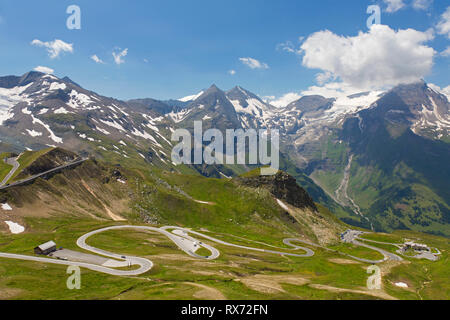 Serpentine curves on the Grossglockner High Alpine Road / Großglockner-Hochalpenstraße, scenic route in Salzburg, Austria Stock Photo