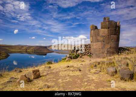 SILLUSTANI, PERU, Chullpas, the pre-inca burial towers of the Aymary culture show an extraordanary craftmanship Stock Photo