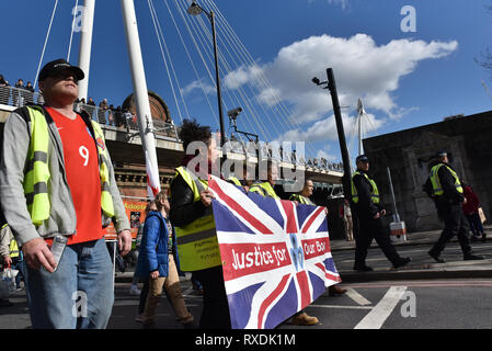 London, UK. 9th March 2019. Yellow Vests UK, pro-Brexit protesters marching in central London. Credit: Matthew Chattle/Alamy Live News Stock Photo