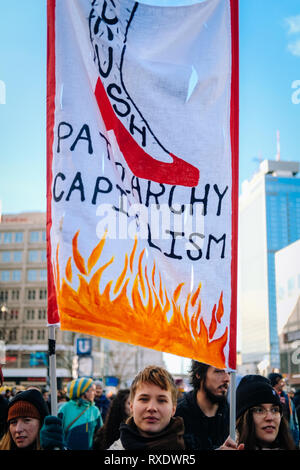 Berlin, Berlin, Germany. 8th Mar, 2019. A woman seen holding a banner during the protest.Thousands of people celebrate the international womenÂ´s day with protests demanding for women rights in berlin. Credit: Lorena De La Cuesta/SOPA Images/ZUMA Wire/Alamy Live News Stock Photo